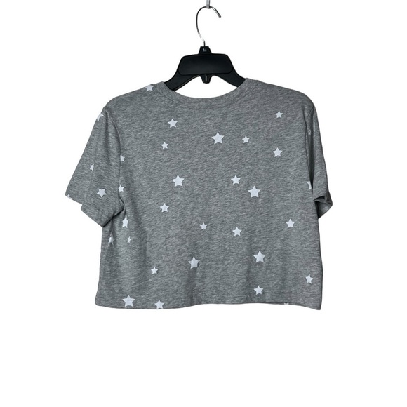 1678. COLSIE SHORT SLEEVE CROPPED TEE WITH STARS PRINT SIZE SMALL GRAY/WHITE - Picture 5 of 7